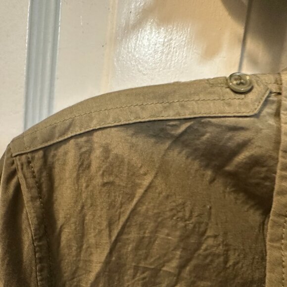 Chicos Green Silk/Cotton Blend Long-sleeved Button Down-Size 2 - Picture 5 of 5